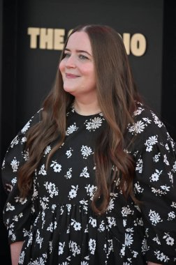 Hollywood, CA USA - 24 Mart 2025: Aidy Bryant Apple TV 'ye katıldı The Studio World Premiere Screening