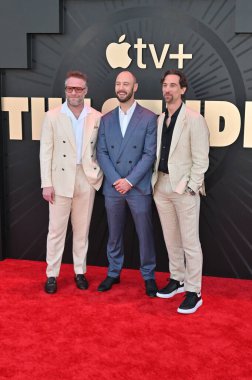 Hollywood, CA USA - 24 Mart 2025: Seth Rogen, Evan Goldberg, James Weaver Apple TV 'ye katıldı The Studio World Premiere Screening