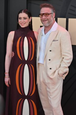 Hollywood, CA USA - 24 Mart 2025: Lauren Miller, Seth Rogen Apple TV 'ye katıldı The Studio World Premiere Screening