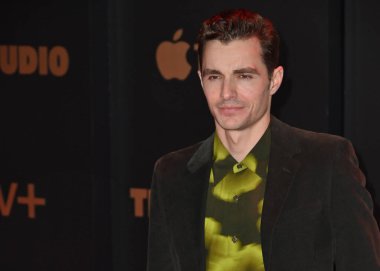Hollywood, CA USA - 24 Mart 2025: Dave Franco Apple TV 'ye katıldı The Studio World Premiere Screening