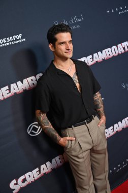 Hollywood, CA USA - 26 Mart 2025: Tyler Posey Screamboat filminin galasına katıldı