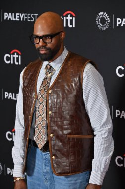 Hollywood, CA USA - 28 Mart 2025: Carl Clemons-Hopkins PaleyFest LA Hacks 'a katıldı.