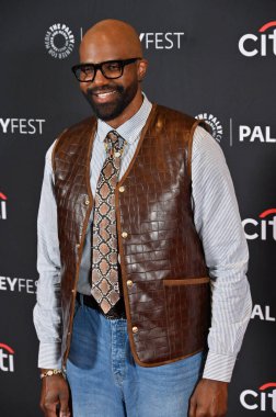 Hollywood, CA USA - 28 Mart 2025: Carl Clemons-Hopkins PaleyFest LA Hacks 'a katıldı.