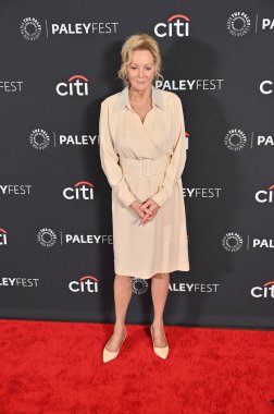 Hollywood, CA USA - 28 Mart 2025 Jean Smart PaleyFest LA Hacks 'a katıldı.