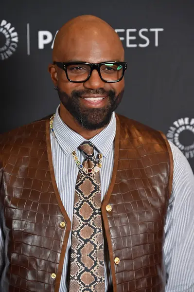 Hollywood, CA USA - 28 Mart 2025: Carl Clemons-Hopkins PaleyFest LA Hacks 'a katıldı.