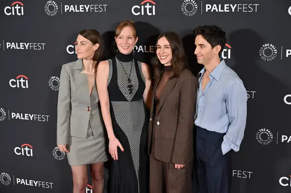 Hollywood, CA USA - 28 Mart 2025: Jen Statsky, Hannah Einbinder, Lucia Aniello, Paul W Downs PaleyFest LA 'ya katıldı 