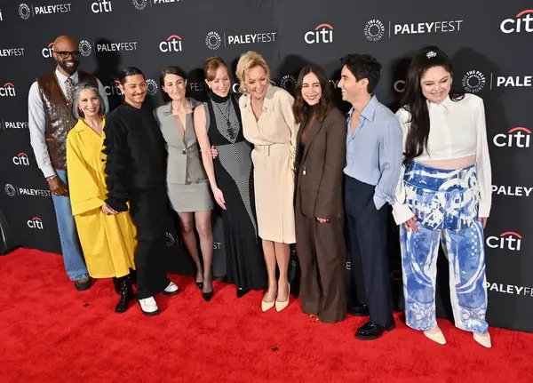 Hollywood, CA USA - 28 Mart 2025: Lucia Aniello, Megan Stalter, Mark Indelicato, Paul W Downs, Jen Statsky, Hannah Einbinder, Jean Smart, Rose Abdoo, Carl Clemons-Hopkins PaleyFest LA Hacks.