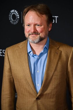 Hollywood, CA / USA - 29 Mart 2025: Rian Johnson PaleyFest LA Poker Face 'e katıldı.