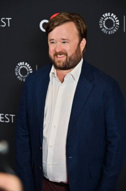 Hollywood, CA / USA - 29 Mart 2025: Haley Joel Osment PaleyFest LA Poker Face 'e katıldı.