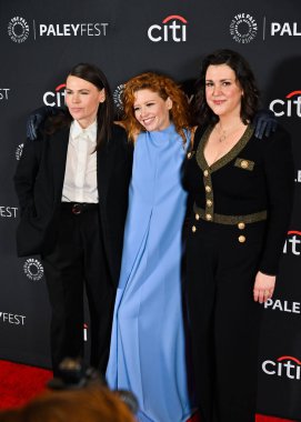 Hollywood, CA / USA - 29 Mart 2025: Clea DuVall, Natasha Lyonne, Melanie Lynskey PaleyFest LA Poker Face 'e katıldı.