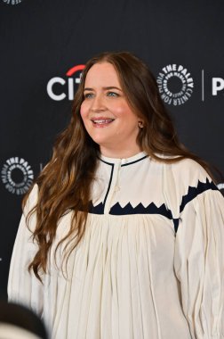 Hollywood, CA / USA - 29 Mart 2025: Aidy Bryant PaleyFest LA Poker Face 'e katıldı.