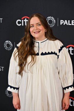 Hollywood, CA / USA - 29 Mart 2025: Aidy Bryant PaleyFest LA Poker Face 'e katıldı.