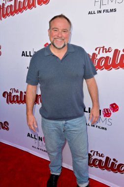 Hollywood, CA USA - 10 Nisan 2025: David DeLuise, The Italians filminin galasına katıldı