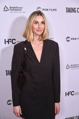 Los Angeles, CA USA - 16 Nisan 2025: Whitney Port Take Care filminin prömiyerine katıldı