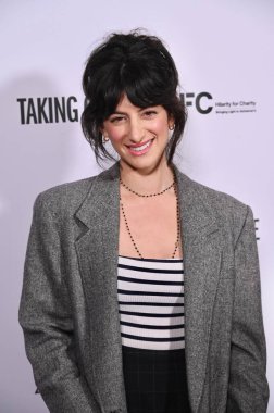 Los Angeles, CA USA - 16 Nisan 2025: Ayden Mayeri Take Care filminin prömiyerine katıldı