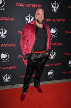 Beverly Hills, CA USA - 23 Nisan 2025 Landon Brittain Final Recovery 'nin ilk gösterimine katıldı