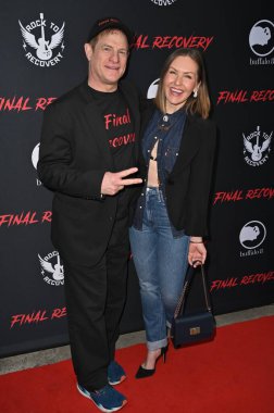 Beverly Hills, CA USA - 23 Nisan 2025: Jeffrey C. Berry, Cherish Lee Final Recovery 'nin ilk gösterimine katıldı