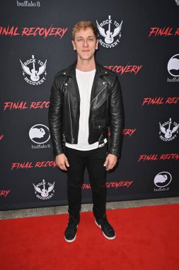 Beverly Hills, CA USA - 23 Nisan 2025: Nick Theurer Final Recovery 'nin ilk gösterimine katıldı