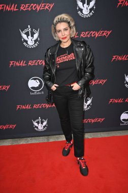 Beverly Hills, CA USA - 23 Nisan 2025: Rose Ghavami Final Recovery 'nin ilk gösterimine katıldı