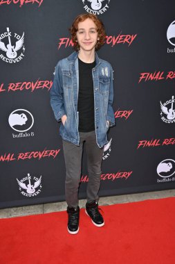 Beverly Hills, CA USA - 23 Nisan 2025: Kayden Alexander Koshelev Final Recovery 'nin ilk gösterimine katıldı