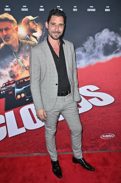 Culver City, CA USA - 29 Nisan 2025: Matias Desiderio, The Clouds namı diğer Las Nubes 'un galasına katıldı