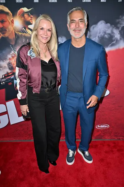 Culver City, CA USA - 29 Nisan 2025 Katherine Kelly Lang, Guillermo Zapata Bulutlar namı diğer Las Nubes 'un galasına katıldı.