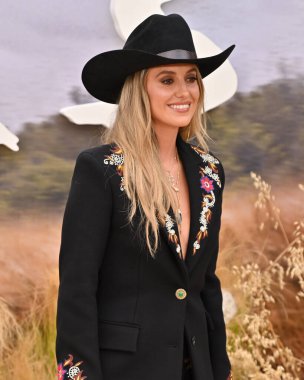 Westwood, CA USA - 11 Temmuz 2024: Lainey Wilson Twisters filminin galasına katıldı.