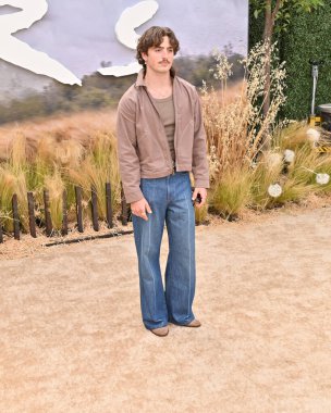 Westwood, CA USA - 11 Temmuz 2024: Benson Boone Twisters filminin galasına katıldı.