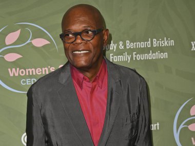 Beverly Hills, CA USA - 1 Mayıs 2025: Samuel L Jackson Kadınlar Birliği Cedars Sinai Bahar Yemeğine katıldı