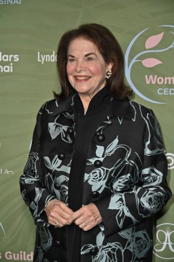 Beverly Hills, CA USA - 1 Mayıs 2025: Sherry Lansing Kadınlar Birliği Cedars Sinai Bahar Yemeğine katıldı