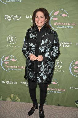 Beverly Hills, CA USA - 1 Mayıs 2025: Sherry Lansing Kadınlar Birliği Cedars Sinai Bahar Yemeğine katıldı