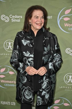 Beverly Hills, CA USA - 1 Mayıs 2025: Sherry Lansing Kadınlar Birliği Cedars Sinai Bahar Yemeğine katıldı