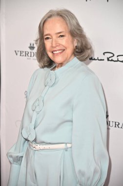 Beverly Hills, CA USA - 8 Mayıs 2025: Kathy Bates Yıllık Üniversite Bahar Yemeği ve Oscar de la Renta Moda Gösterisi 'ne katıldı