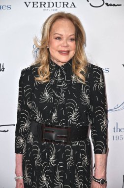 Beverly Hills, CA USA - 8 Mayıs 2025: Candy Spelling Meslektaşları Yıllık Bahar Yemeğine ve Oscar de la Renta Moda Gösterisine Katılıyor