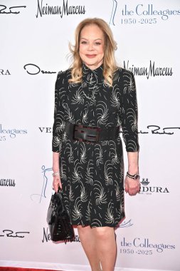 Beverly Hills, CA USA - 8 Mayıs 2025: Candy Spelling Meslektaşları Yıllık Bahar Yemeğine ve Oscar de la Renta Moda Gösterisine Katılıyor
