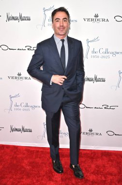 Beverly Hills, CA USA - 8 Mayıs 2025 Fernando Garcia Meslektaşları Yıllık Bahar Yemeği ve Oscar de la Renta Moda Gösterisi 'ne katıldı