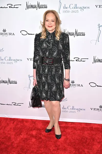 Beverly Hills, CA USA - 8 Mayıs 2025: Candy Spelling Meslektaşları Yıllık Bahar Yemeğine ve Oscar de la Renta Moda Gösterisine Katılıyor