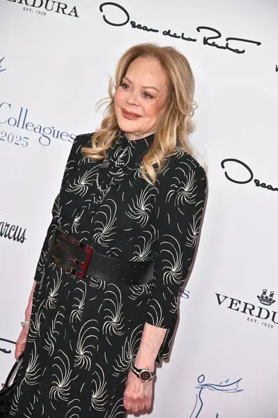 Beverly Hills, CA USA - 8 Mayıs 2025: Candy Spelling Meslektaşları Yıllık Bahar Yemeğine ve Oscar de la Renta Moda Gösterisine Katılıyor
