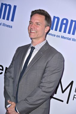 Beverly Hills, CA USA - 8 Mayıs 2025: Scott Porter 2025 NAMI Akıl Sağlığı Galasına katıldı