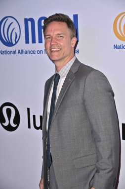 Beverly Hills, CA USA - 8 Mayıs 2025: Scott Porter 2025 NAMI Akıl Sağlığı Galasına katıldı