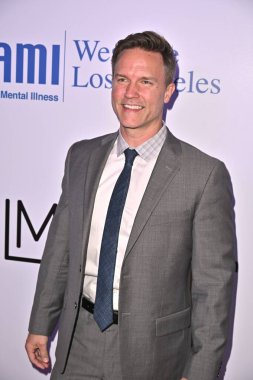 Beverly Hills, CA USA - 8 Mayıs 2025: Scott Porter 2025 NAMI Akıl Sağlığı Galasına katıldı