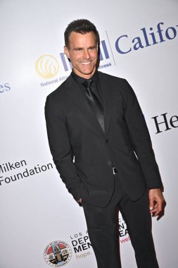 Beverly Hills, CA USA - 8 Mayıs 2025: Cameron Mathison 2025 NAMI Akıl Sağlığı Galasına katıldı