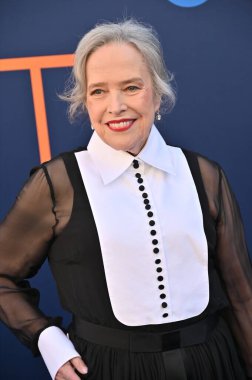 Hollywood, CA USA - 7 Mayıs 2025 Kathy Bates CBS Festivali 'ne katıldı