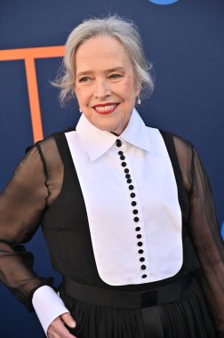 Hollywood, CA USA - 7 Mayıs 2025 Kathy Bates CBS Festivali 'ne katıldı