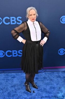 Hollywood, CA USA - 7 Mayıs 2025 Kathy Bates CBS Festivali 'ne katıldı