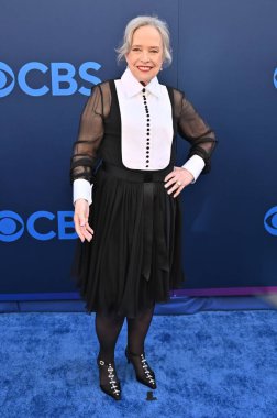 Hollywood, CA USA - 7 Mayıs 2025 Kathy Bates CBS Festivali 'ne katıldı