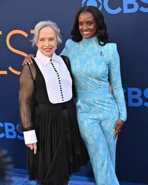 Hollywood, CA USA - 7 Mayıs 2025: Kathy Bates, Skye P Marshall CBS Festivali 2025 'e katıldı