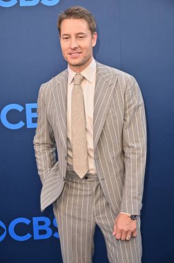 Hollywood, CA USA - 7 Mayıs 2025 Justin Hartley CBS Festivali 2025 'e katıldı