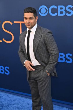 Hollywood, CA USA - 7 Mayıs 2025: Wilmer Valderrama CBS Festivali 2025 'e katıldı