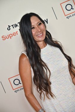 Santa Monica, CA USA - 14 Mayıs 2025 Jennifer Dawson TikTok Shop Super Brand Day 'e katıldı